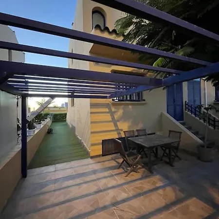 Triplex Meloneras-amplio,soleado Holiday home *